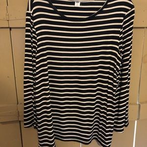 3/4 length stripped shirt
